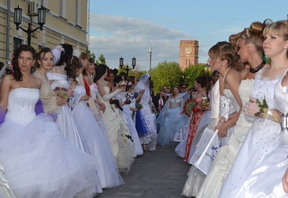 Завтра в Оренбурге ожидается нашествие невест